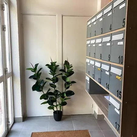 Studio Proche Avignon Apartman *